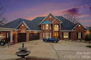 20410 Island Forest Dr, Cornelius, NC 28031 - Photo 4