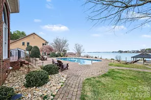 20410 Island Forest Dr, Cornelius, NC 28031 - Photo 42