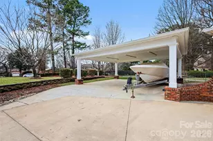 20410 Island Forest Dr, Cornelius, NC 28031 - Photo 18