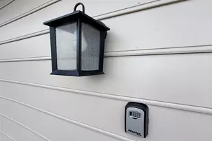 10129 Rockwood Rd, Charlotte, NC 28215 - Photo 32