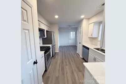 10129 Rockwood Road, Charlotte, NC 28215 - Photo 20