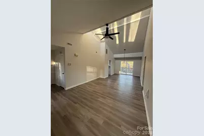 10129 Rockwood Road, Charlotte, NC 28215 - Photo 4