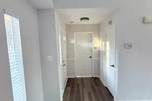 10129 Rockwood Rd, Charlotte, NC 28215 - Photo 12