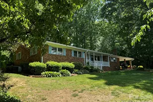 1023 Autumn Ln, New London, NC 28127 - Photo 2