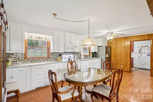 1023 Autumn Ln, New London, NC 28127 - Photo 14