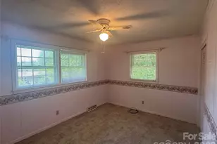 1023 Autumn Ln, New London, NC 28127 - Photo 22