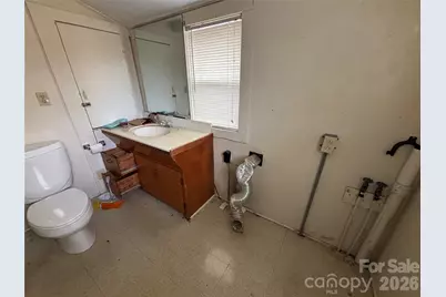 318 E Sumter Street, Shelby, NC 28150 - Photo 4