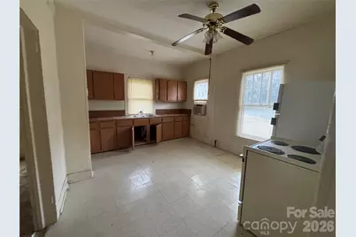 318 E Sumter Street, Shelby, NC 28150 - Photo 2