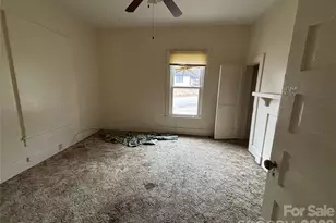 318 E Sumter St, Shelby, NC 28150 - Photo 8