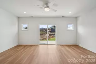 17 Bolton St, Asheville, NC 28806 - Photo 6