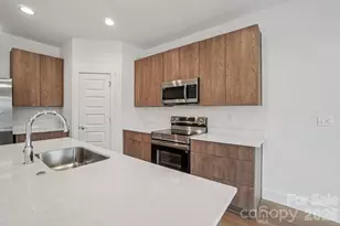 17 Bolton St, Asheville, NC 28806 - Photo 12