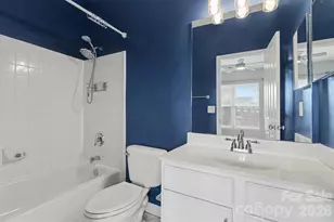 526 E 9th St, Charlotte, NC 28202 - Photo 26