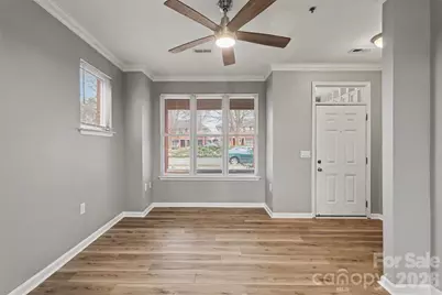 526 E 9th Street, Charlotte, NC 28202 - Photo 4