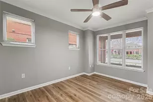 526 E 9th St, Charlotte, NC 28202 - Photo 6