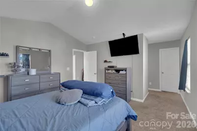 7020 Frye Place, Charlotte, NC 28269 - Photo 20