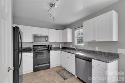 7020 Frye Place, Charlotte, NC 28269 - Photo 12