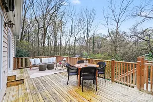 901 Shady Bluff Dr, Charlotte, NC 28211 - Photo 14