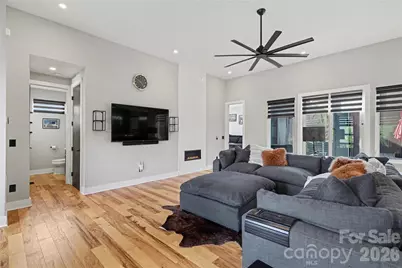 4604 Emory Lane, Charlotte, NC 28211 - Photo 4