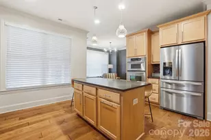 11719 Easthampton Cir, Charlotte, NC 28277 - Photo 10