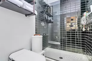 505 E 6th St, Charlotte, NC 28202 - Photo 16