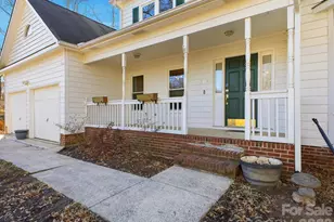 109 Elk Ct, Mount Holly, NC 28120 - Photo 4