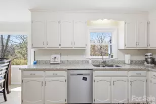 109 Elk Ct, Mount Holly, NC 28120 - Photo 14