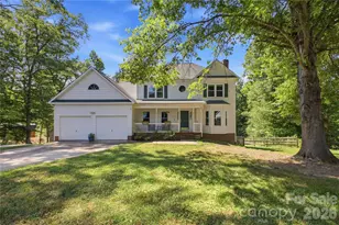 109 Elk Ct, Mount Holly, NC 28120 - Photo 6