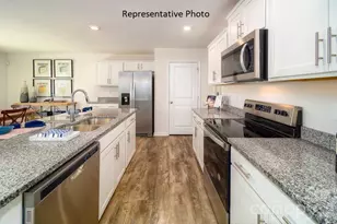 15146 Puffin Ct, Charlotte, NC 28215 - Photo 6