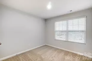 3826 Cheyney Park Dr, Charlotte, NC 28269 - Photo 18