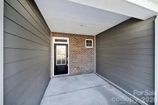 8027 Scarlet Maple Ln, Fort Mill, SC 29708 - Photo 2