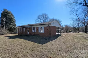 2410 Harris Henrietta Rd, Mooresboro, NC 28114 - Photo 18