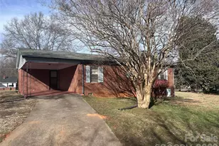 2410 Harris Henrietta Rd, Mooresboro, NC 28114 - Photo 4