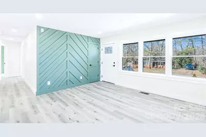 3623 Sargeant Drive, Charlotte, NC 28217 - Photo 4