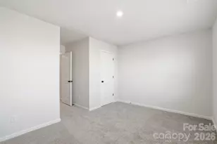 3847 Cheyney Park Dr, Charlotte, NC 28269 - Photo 32