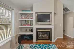 5830 Shining Oak Ln, Charlotte, NC 28269 - Photo 16