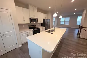 3309 Timber Ml Dr, Matthews, NC 28104 - Photo 8