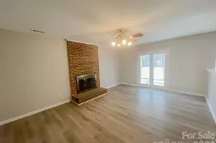 2229 Century Oaks Ln, Charlotte, NC 28262 - Photo 8