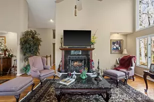 231 Greenleaf Dr, Flat Rock, NC 28731 - Photo 8