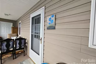 505 2nd St Pl NE, Conover, NC 28613 - Photo 20