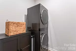 5730 Clear Creek Ln, Charlotte, NC 28215 - Photo 24