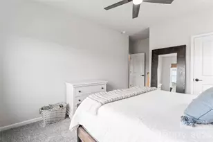 5730 Clear Creek Ln, Charlotte, NC 28215 - Photo 22