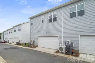 5730 Clear Creek Ln, Charlotte, NC 28215 - Photo 32