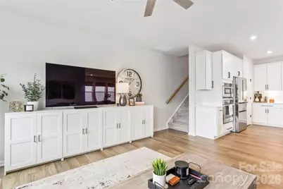 5730 Clear Creek Lane, Charlotte, NC 28215 - Photo 10