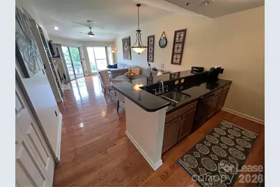 17919 Kings Point Drive #i, Cornelius, NC 28031 - Photo 4