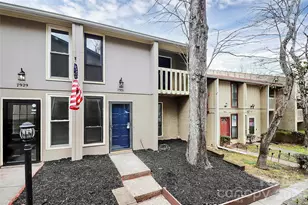 7931 Charter Oak Ln, Charlotte, NC 28226 - Photo 1