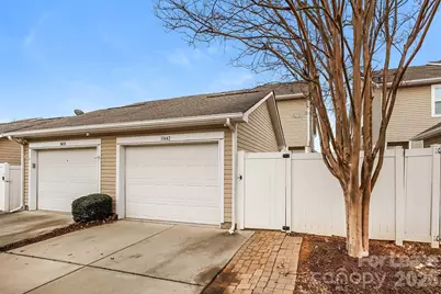 18442 W Catawba Avenue, Cornelius, NC 28031 - Photo 16