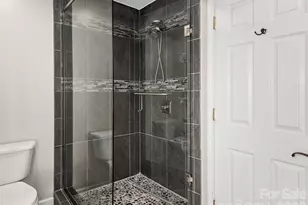 906 Woodvine Rd, Asheville, NC 28803 - Photo 36