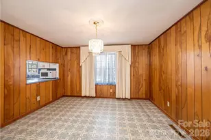 1005 2nd St SE, Conover, NC 28613 - Photo 6