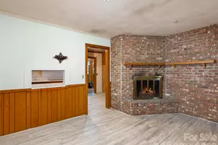 121 Hummingbird Ln, Columbus, NC 28722 - Photo 10