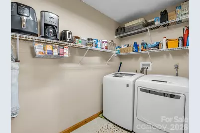 258 Deer Run, Hendersonville, NC 28739 - Photo 16